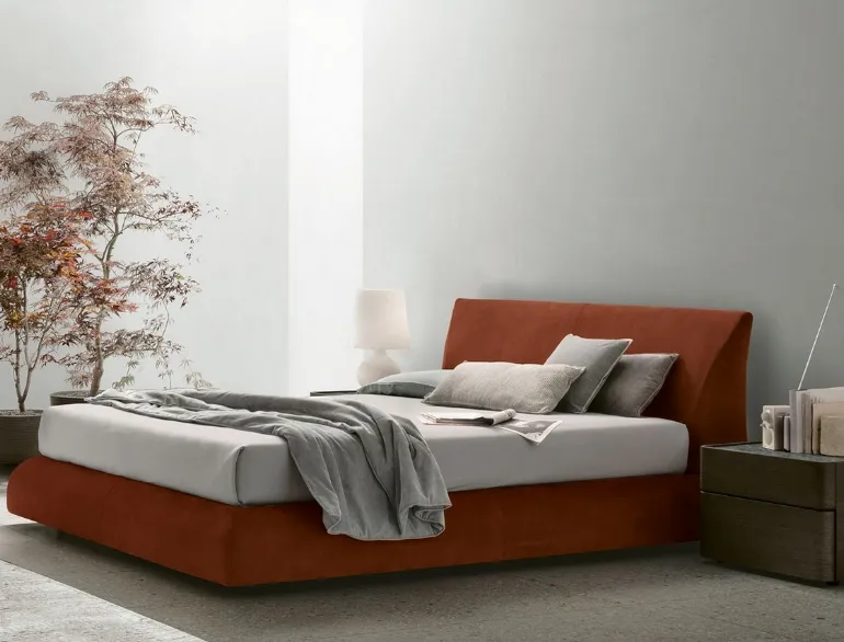 Letto con box contenitore Eros in pelle nabuk di Tomasella